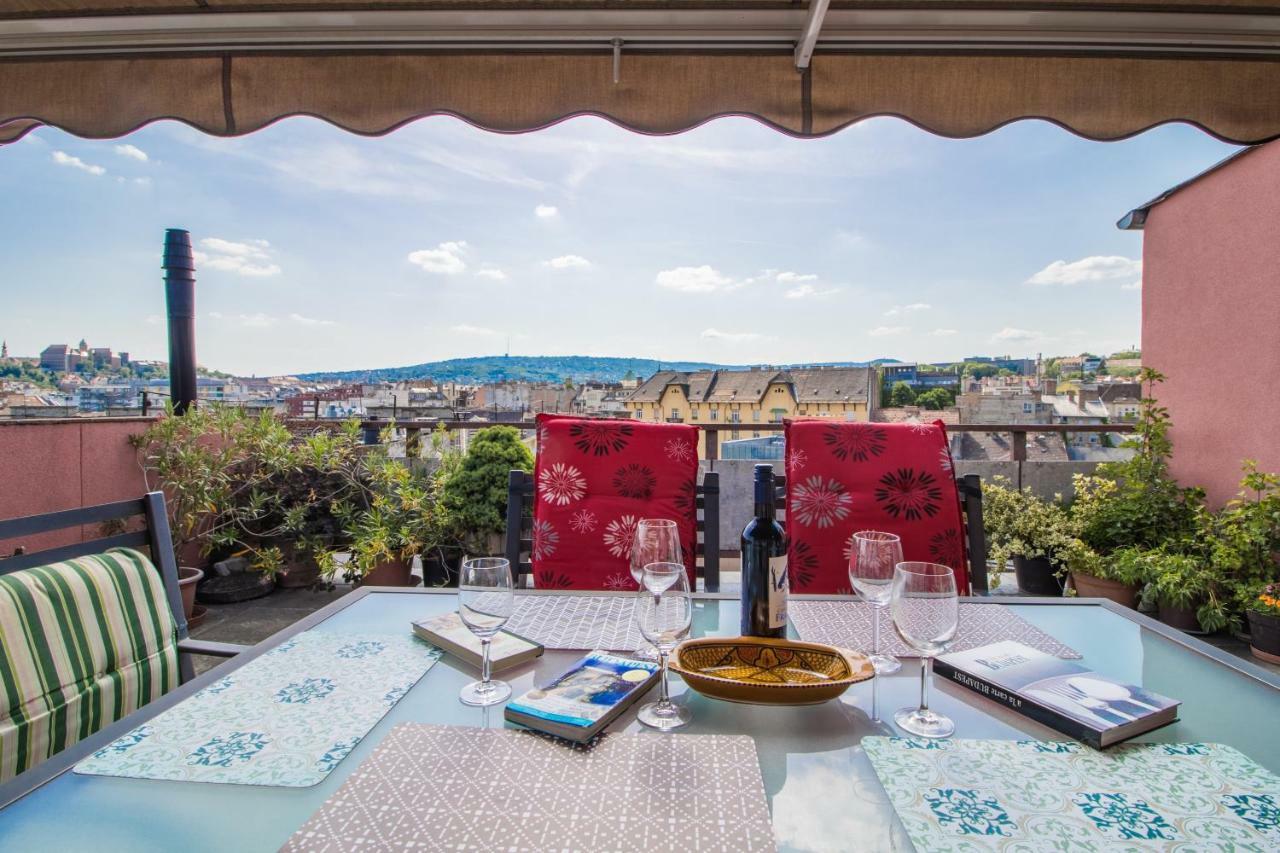 Margaret Apartment For 5 People With Panorama Terrace Budapest Exterior foto